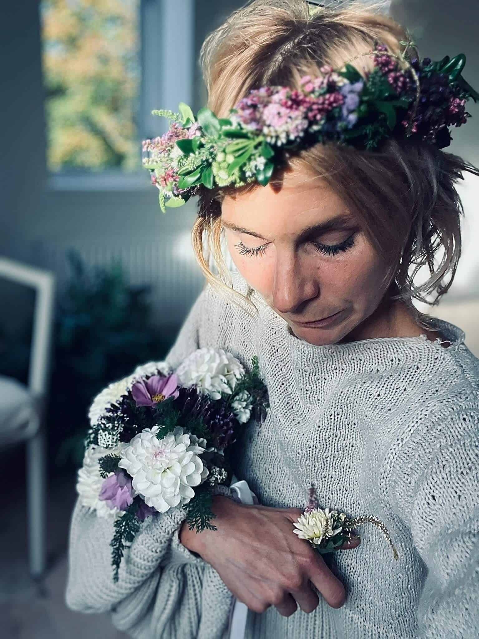 Buket og krans Getting Married in Denmark